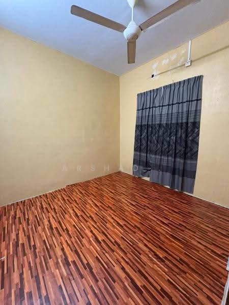 Bungalow House for Sale in Kampung Sungai Kapal (Pengerang) - Arshad . - Interior - PropertyGuru.com.my