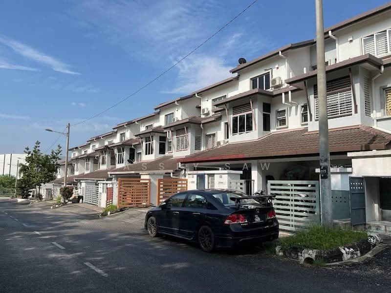 Rumah Teres 2.5-Tingkat untuk Dijual di Bandar Mahkota Cheras (Cheras) - Jassey Saw - Exterior - PropertyGuru.com.my
