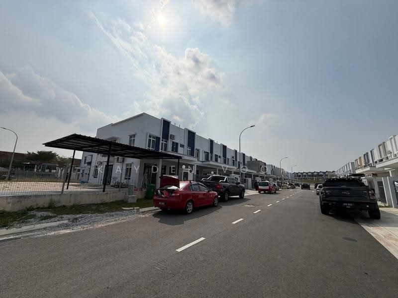 Rumah Teres untuk Dijual di Bandar Dato Onn (Tebrau) - Kayden Voon - Exterior - PropertyGuru.com.my