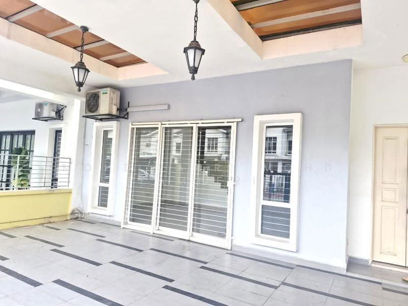 Rumah Berkembar untuk Dijual di D'Kayangan (Shah Alam) - Mohd Zakri Mohd Zamberi - Exterior - PropertyGuru.com.my