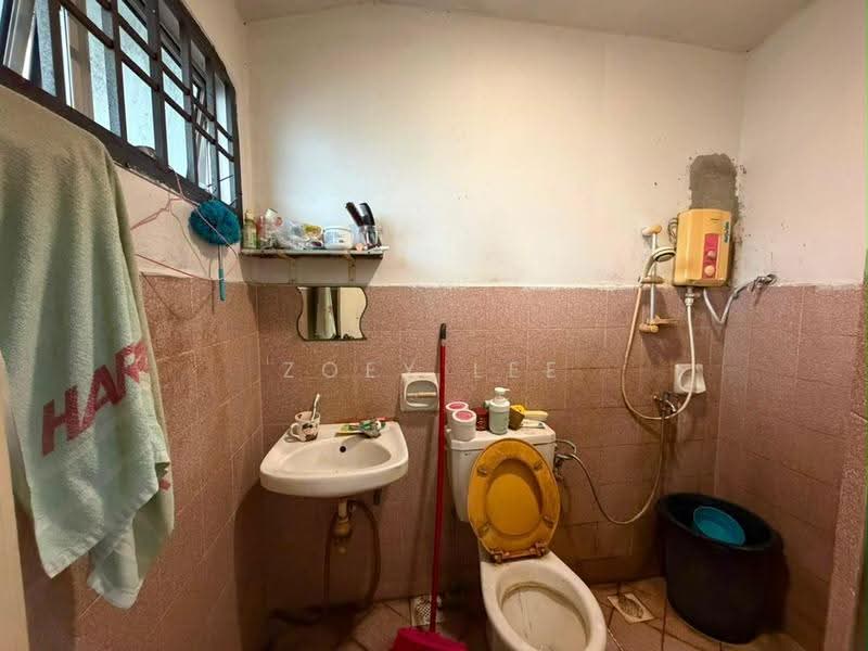 Rumah Teres 1-Tingkat untuk Dijual di Skudai (Johor) - Zoey Lee - Bathroom - PropertyGuru.com.my