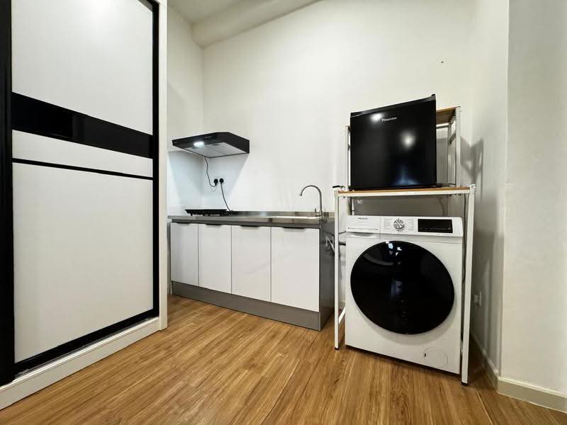 Kediaman Servis untuk Disewa di Sunway Velocity TWO - Yi Lin - Kitchen - PropertyGuru.com.my