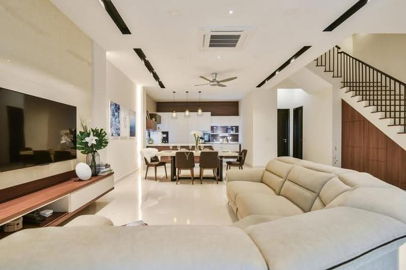 Rumah Teres untuk Dijual di Sepang (Selangor) - Jolly Chai - Living Room - PropertyGuru.com.my
