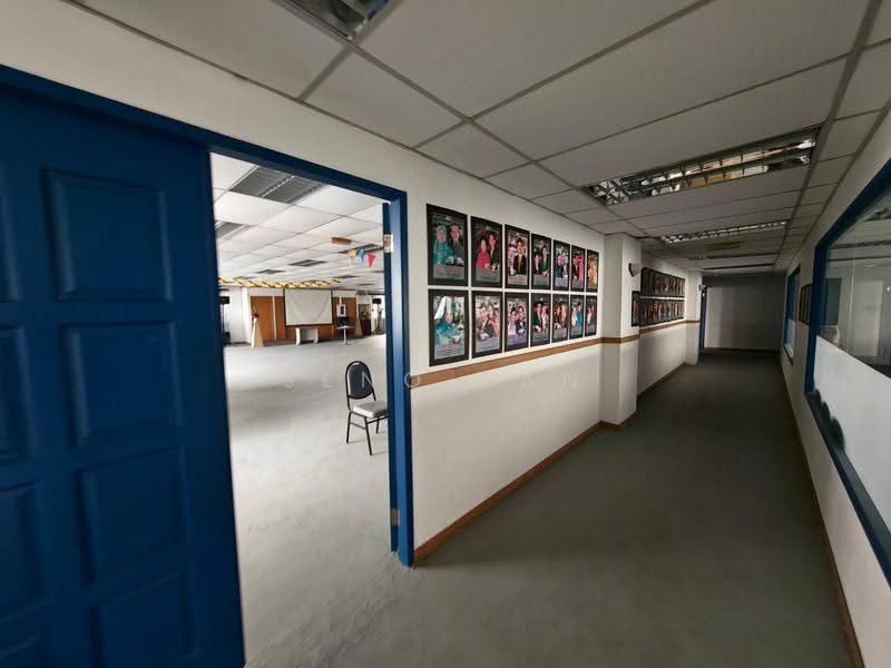 Pejabat untuk Disewa di Kuching (Sarawak) - Jeno Tan - Corridor - PropertyGuru.com.my