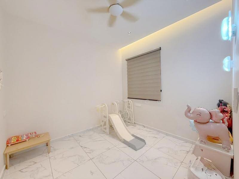 Condominium for Sale at QuayWest Residence - Vincent Ooi - Bedroom - PropertyGuru.com.my
