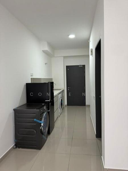 Kediaman Servis untuk Disewa di D'Quince Residences - Connie Ng - Corridor - PropertyGuru.com.my