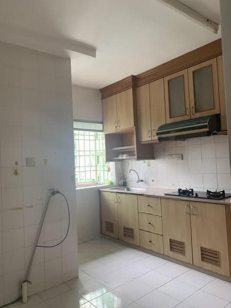 Apartment for Sale at Sri Ivori Apartment - Sharon Chang - Kitchen - PropertyGuru.com.my