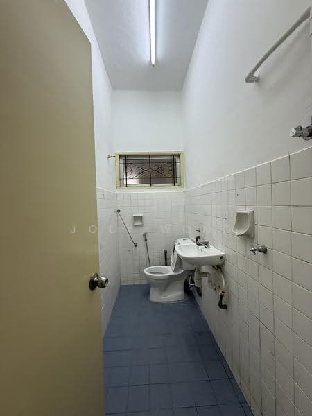 2-storey Terraced House for Rent in Taman Tun Dr Ismail (Kuala Lumpur) - Joey Wong - Bathroom - PropertyGuru.com.my