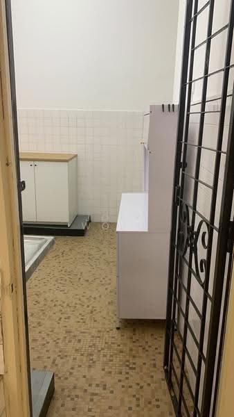 2-storey Terraced House for Rent in Taman Tun Dr Ismail (Kuala Lumpur) - Joey Wong - Kitchen - PropertyGuru.com.my