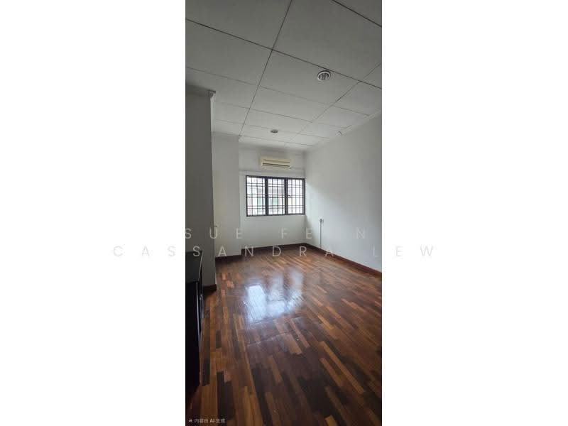 2.5-storey Terraced House for Sale in Bandar Utama (Selangor) - Sue Fern Cassandra Lew - Bedroom - PropertyGuru.com.my
