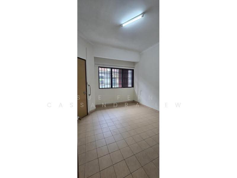 2.5-storey Terraced House for Sale in Bandar Utama (Selangor) - Sue Fern Cassandra Lew - Bedroom - PropertyGuru.com.my