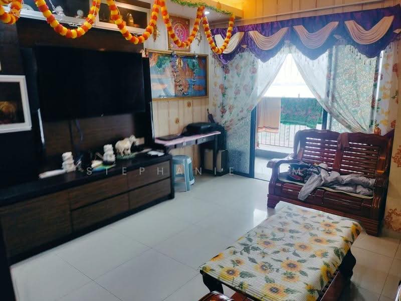Kondominium untuk Dijual di Serina Bay - Stephanie Lim - Living Room - PropertyGuru.com.my