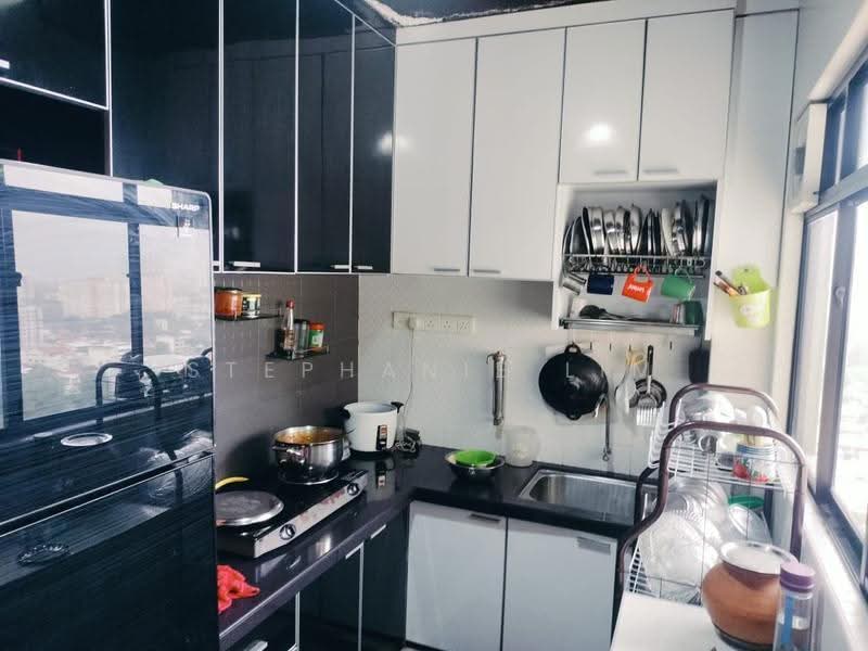 Kondominium untuk Dijual di Serina Bay - Stephanie Lim - Kitchen - PropertyGuru.com.my