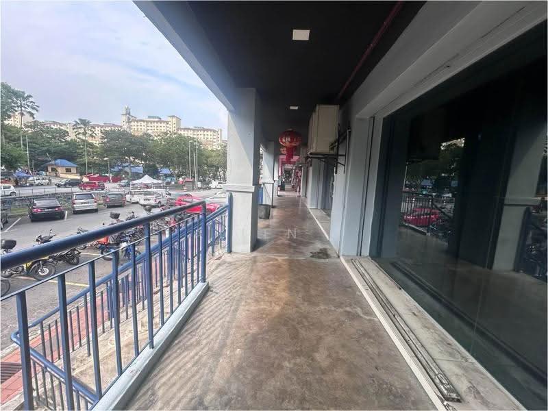 Shop for Sale in Seksyen 3, Taman Kinrara (Puchong) - Allen . - Exterior - PropertyGuru.com.my