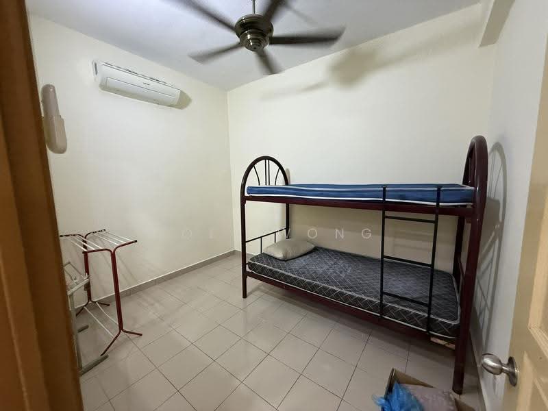 Rumah Teres 2-Tingkat untuk Disewa di Bandar Putra Permai (Seri Kembangan) - Joey Wong - Bedroom - PropertyGuru.com.my