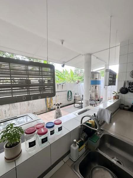 Rumah Berkembar untuk Dijual di Taman Bunga Raja (Kota Kinabalu) - Derek Chung - Kitchen - PropertyGuru.com.my