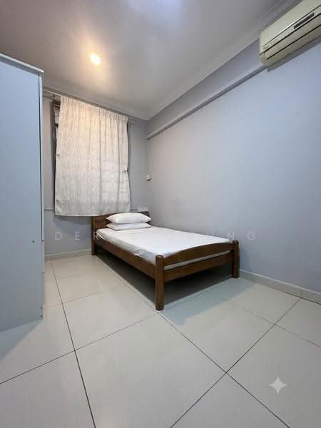 Rumah Berkembar untuk Dijual di Taman Bunga Raja (Kota Kinabalu) - Derek Chung - Bedroom - PropertyGuru.com.my