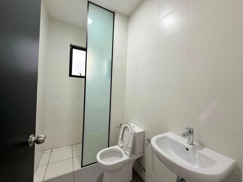 2-storey Terraced House for Sale in Eco Botanic (Iskandar Puteri (Nusajaya)) - Nicholas Tey - Bathroom - PropertyGuru.com.my