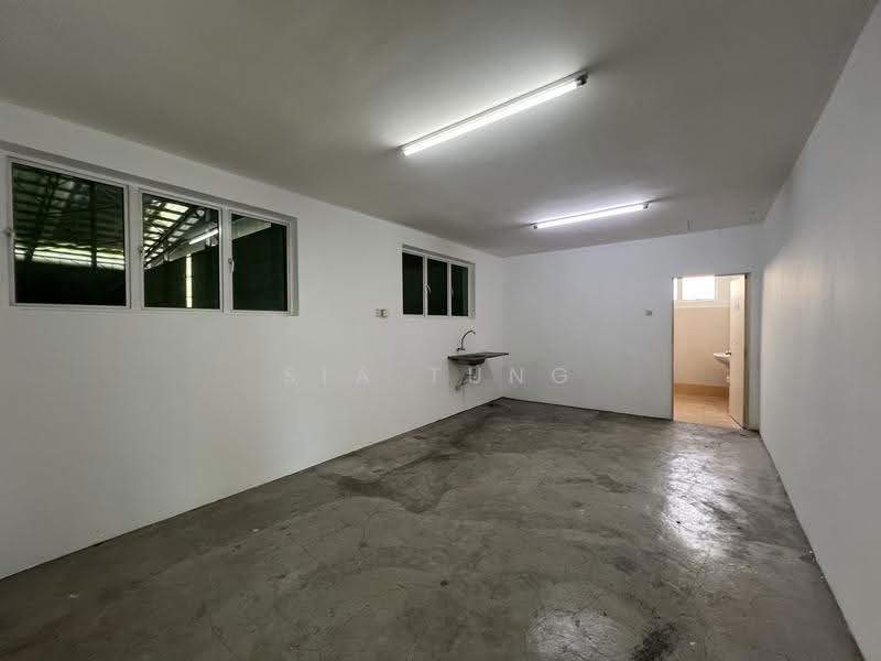 Kilang Terpisah untuk Disewa di Hi-Tech Industrial Park (Semenyih) - Sia Tung - Interior - PropertyGuru.com.my