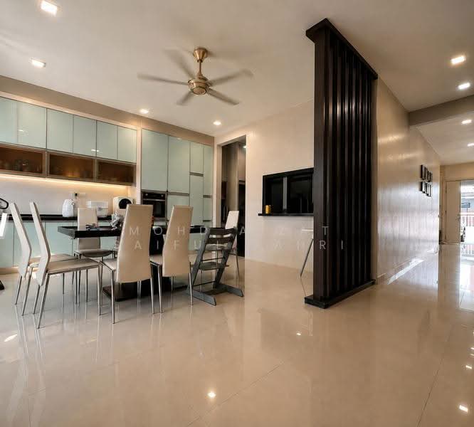 Rumah Berkembar untuk Dijual di Setia Damai (Setia Alam) - Mohd Aizat Saiful Bahri - Kitchen - PropertyGuru.com.my