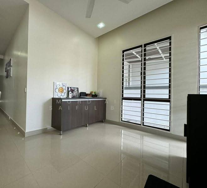 Rumah Berkembar untuk Dijual di Setia Damai (Setia Alam) - Mohd Aizat Saiful Bahri - Interior - PropertyGuru.com.my