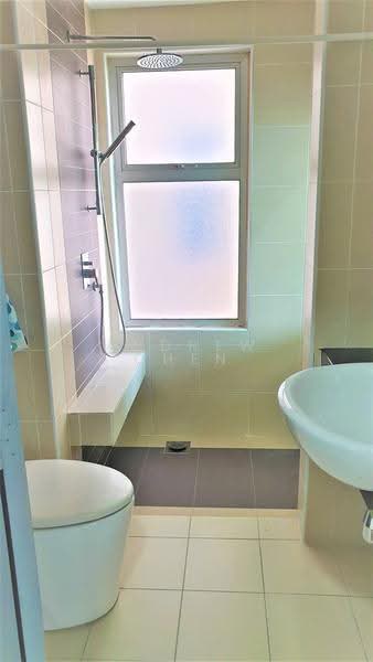 Kondominium untuk Disewa di Casa Tropicana - Andrew Chen - Bathroom - PropertyGuru.com.my