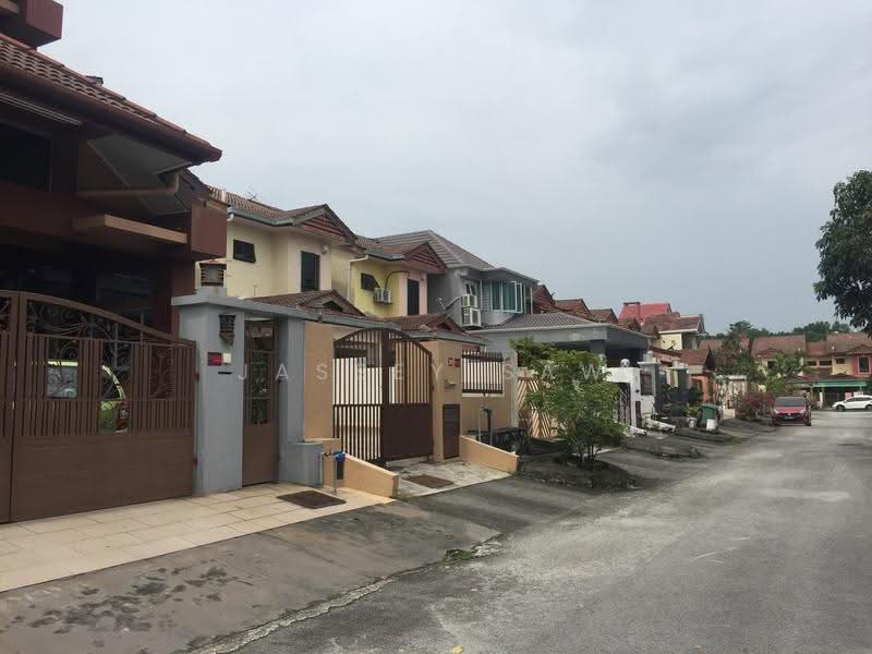Rumah Teres untuk Dijual di Cheras (Selangor) - Jassey Saw - Exterior - PropertyGuru.com.my