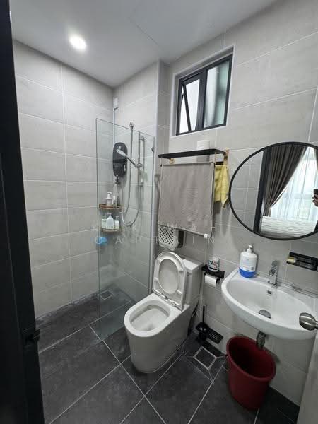 Kediaman Servis untuk Disewa di B11 Parkland Residence - Kok Wah Captain - Bathroom - PropertyGuru.com.my