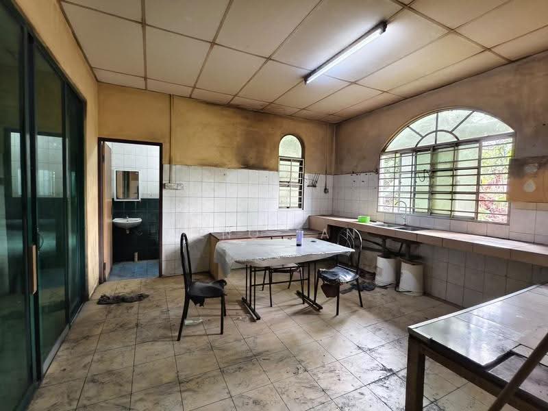Warehouse for Rent in Kuching (Sarawak) - Jeno Tan - Kitchen - PropertyGuru.com.my