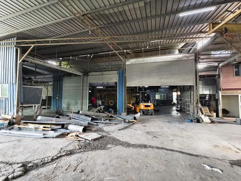 Warehouse for Rent in Kuching (Sarawak) - Jeno Tan - Interior - PropertyGuru.com.my