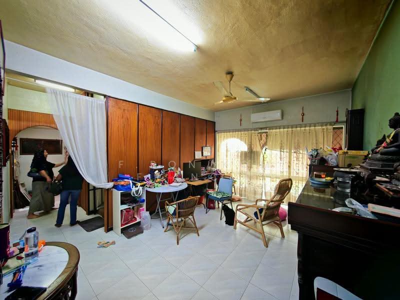 Rumah Berkembar untuk Dijual di Seksyen 17, Taman Sri Lee Yan Lian (Petaling Jaya) - F.Ronikom Francis - PropertyGuru.com.my