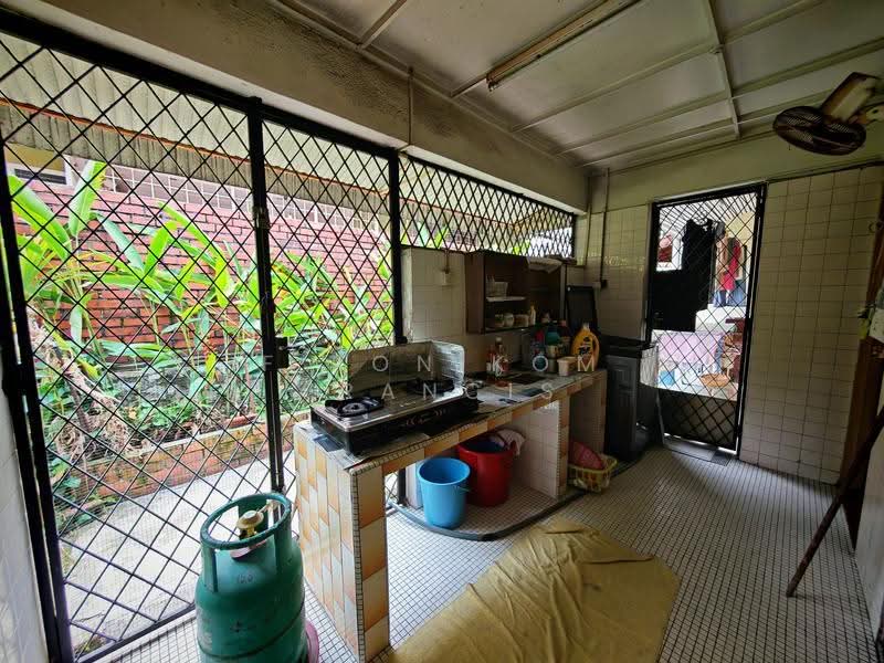 Rumah Berkembar untuk Dijual di Seksyen 17, Taman Sri Lee Yan Lian (Petaling Jaya) - F.Ronikom Francis - PropertyGuru.com.my