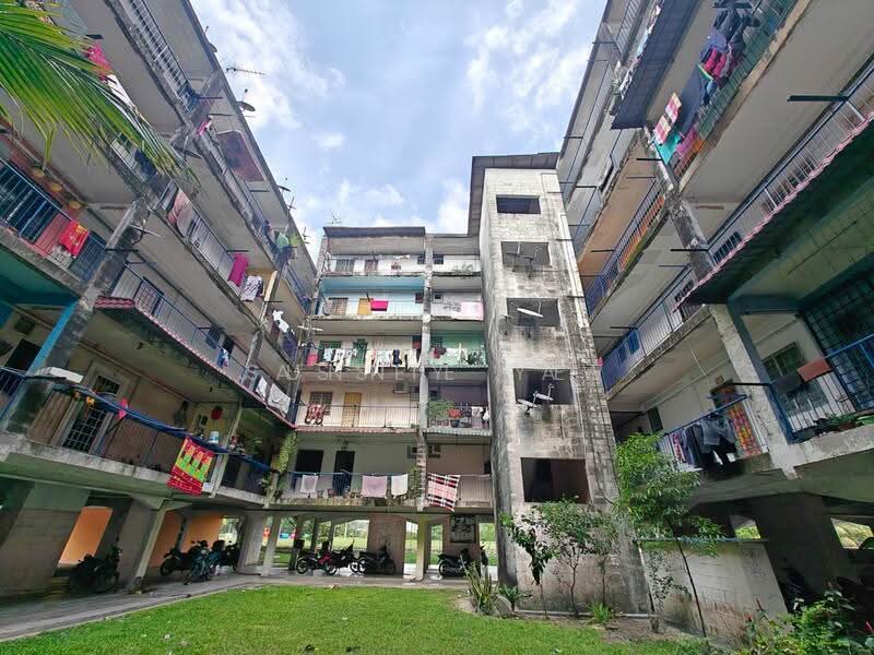 Rumah Flat untuk Dijual di Taman Mewah Cheras - Jassey Saw - Exterior - PropertyGuru.com.my