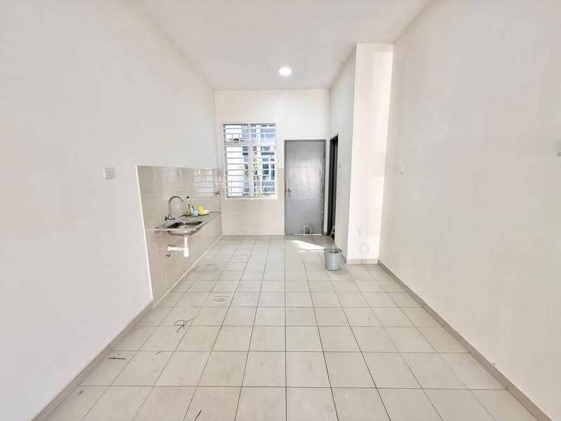 Rumah Teres untuk Dijual di Port Dickson (Negeri Sembilan) - Noor Hidayah Mohamad Noor - Kitchen - PropertyGuru.com.my