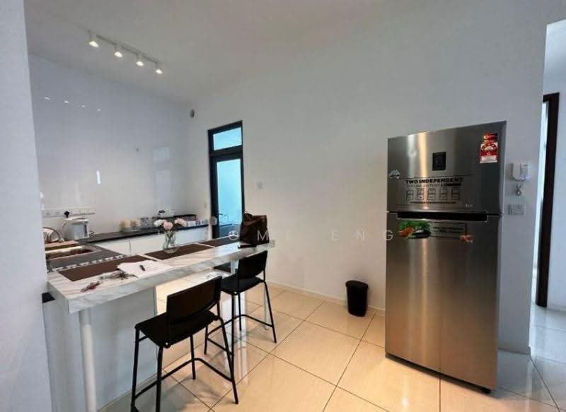 Kondominium untuk Disewa di Queens Residences Q2 @ Queens Waterfront - Jerome Eng - Kitchen - PropertyGuru.com.my