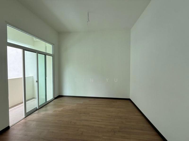 Kondominium untuk Dijual di Starhill Luxury Residence - Rain Yu - Bedroom 3 - PropertyGuru.com.my