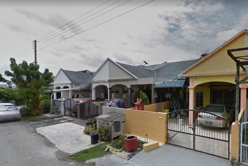 1-storey Terraced House for Sale in Kelana Jaya (Petaling Jaya) - Jassey Saw - Exterior - PropertyGuru.com.my