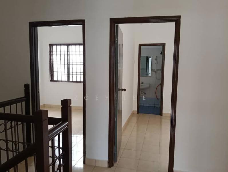 Kediaman Servis untuk Dijual di D'Secret Garden (Pangsapuri Kempas Indah) - Zoey Lee - Corridor - PropertyGuru.com.my