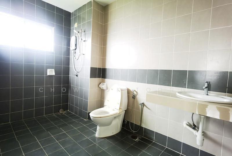 Service Residence for Rent at Koi Kinrara - Chow Kok Toong - Bathroom - PropertyGuru.com.my