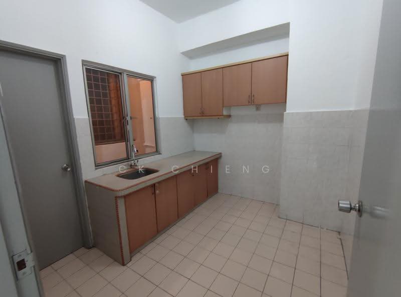 Condominium for Rent at Ridzuan Condominium - CK Chieng - Kitchen - PropertyGuru.com.my
