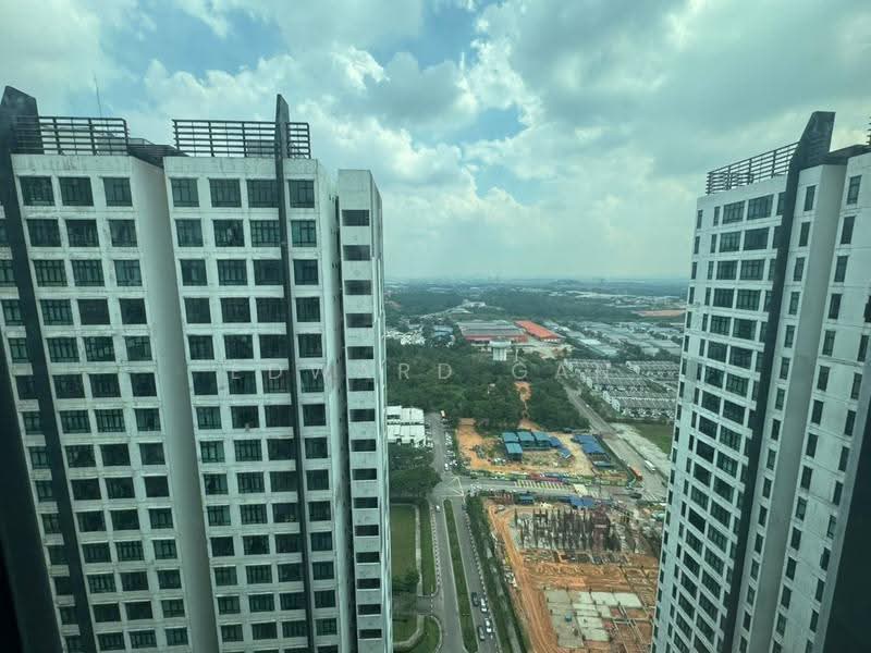 Kediaman Servis untuk Dijual di D'Summit Residences - Edward Gan - View - PropertyGuru.com.my