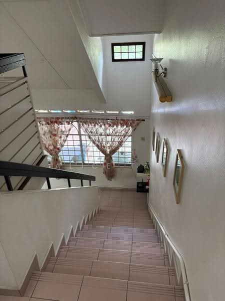 Townhouse for Sale in Ampang (Kuala Lumpur) - Alice Tan - Corridor - PropertyGuru.com.my