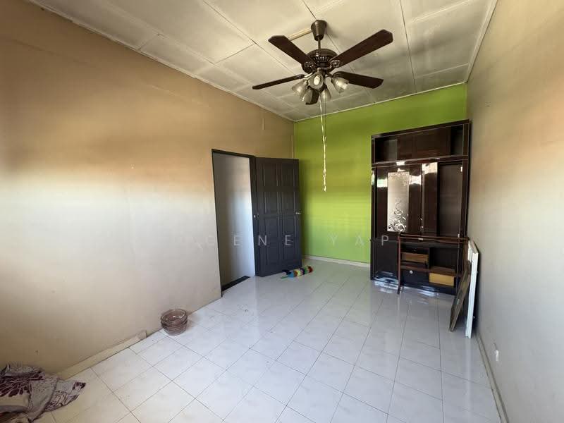 Rumah Teres 2.5-Tingkat untuk Dijual di Seri Kembangan (Selangor) - Eugene Yap - PropertyGuru.com.my