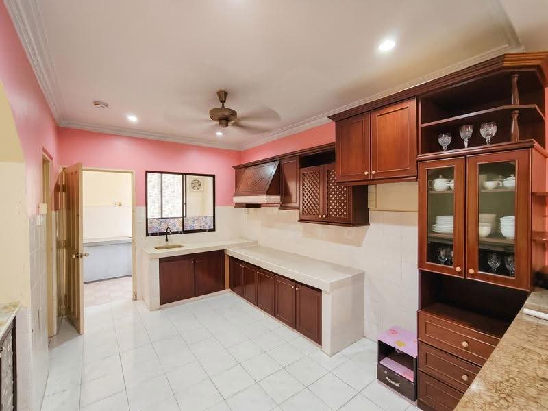 Rumah Teres 2.5-Tingkat untuk Dijual di Gunung Rapat (Ipoh) - Qazin Khoo - Kitchen - PropertyGuru.com.my