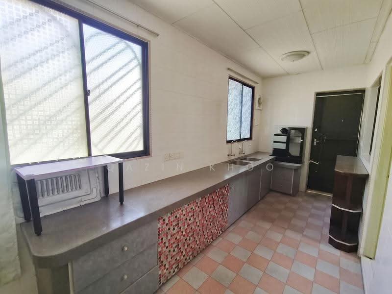 Rumah Teres 2.5-Tingkat untuk Dijual di Gunung Rapat (Ipoh) - Qazin Khoo - Kitchen - PropertyGuru.com.my