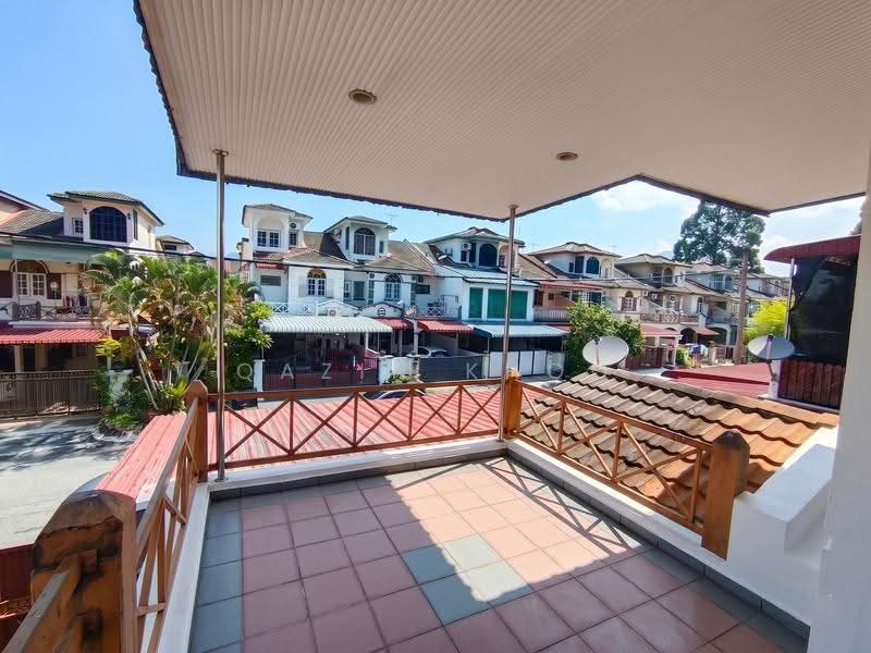 Rumah Teres 2.5-Tingkat untuk Dijual di Gunung Rapat (Ipoh) - Qazin Khoo - Balcony - PropertyGuru.com.my