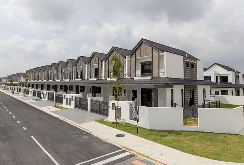 Terraced House for Sale in Johor Bahru (Johor) - Pauline Ng - Exterior - PropertyGuru.com.my