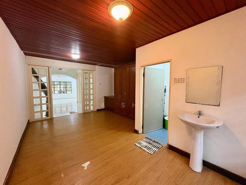 2-storey Terraced House for Sale in Seksyen 4 (Shah Alam) - Shafika Shahidin - Interior - PropertyGuru.com.my