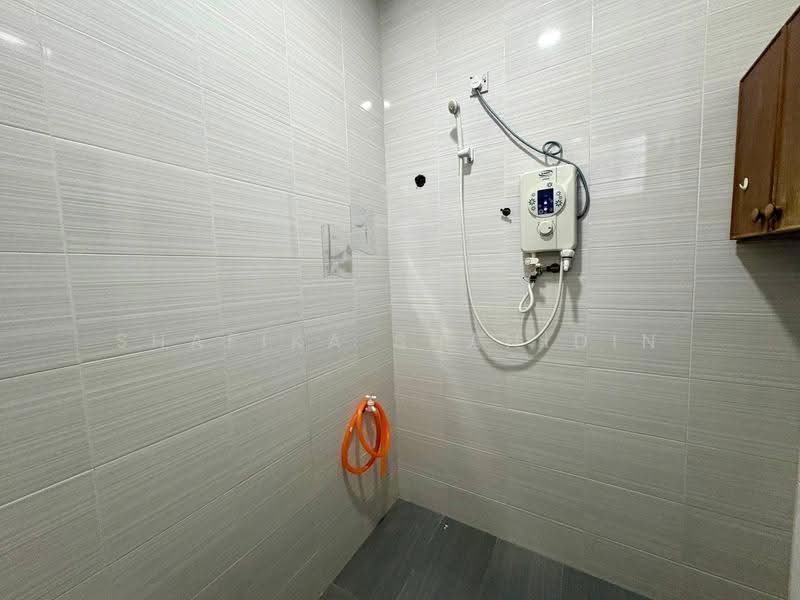 2-storey Terraced House for Sale in Seksyen 4 (Shah Alam) - Shafika Shahidin - Bathroom - PropertyGuru.com.my