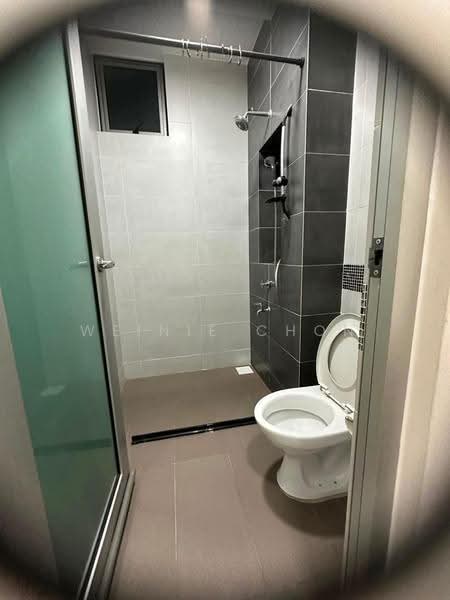 Kondominium untuk Dijual di The Seed Taman Sutera Utama - Weinie Chon - Bathroom - PropertyGuru.com.my